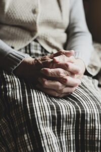 30代女性が転職後に人間関係で悩んだときの解決法は？
